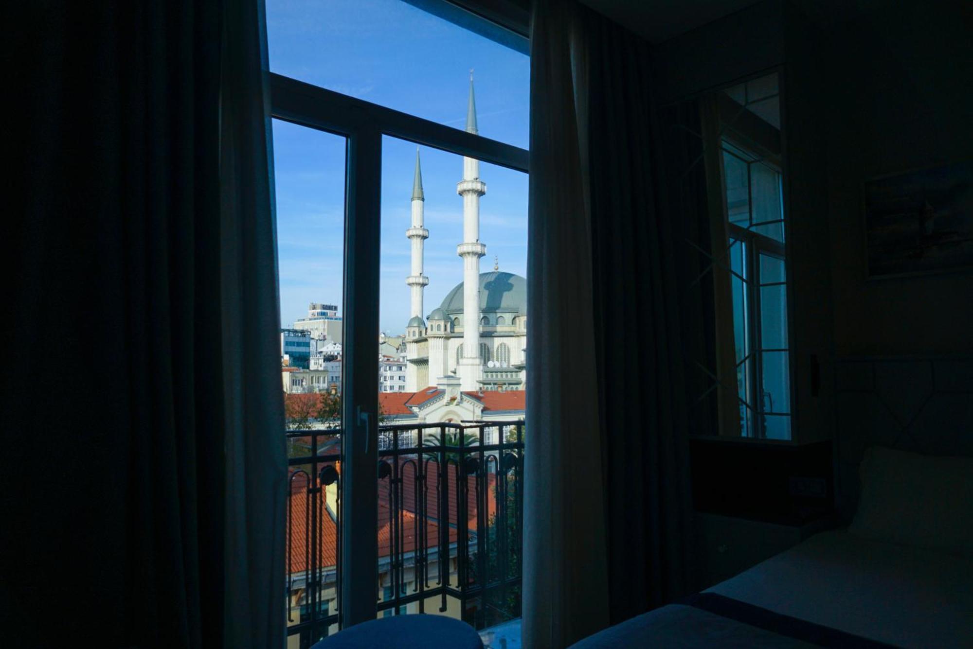Triada Hotel Taksim - Special Category Истанбул Екстериор снимка