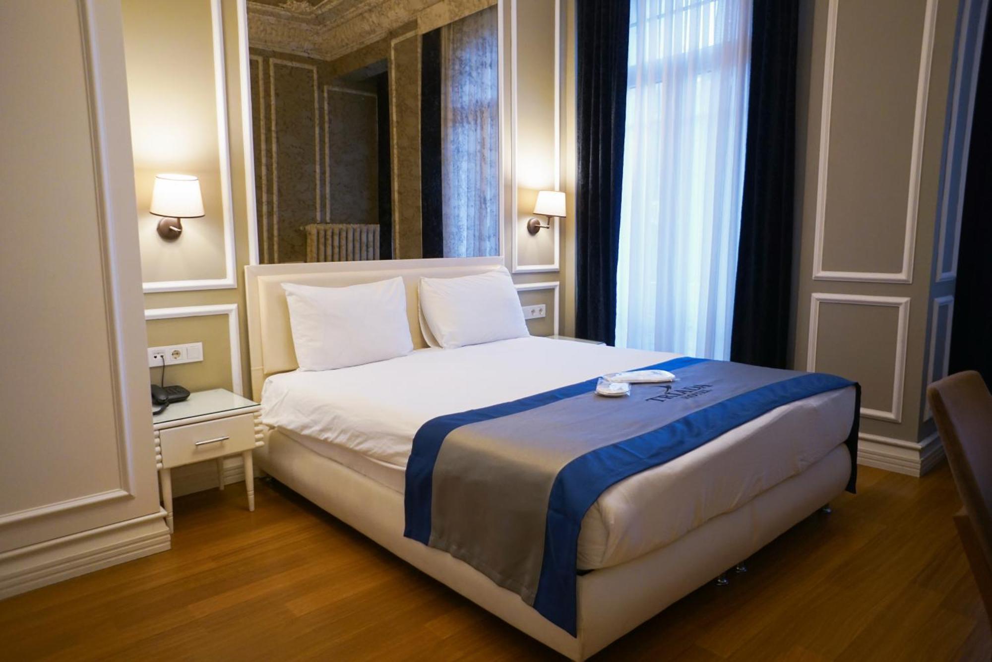 Triada Hotel Taksim - Special Category Истанбул Екстериор снимка