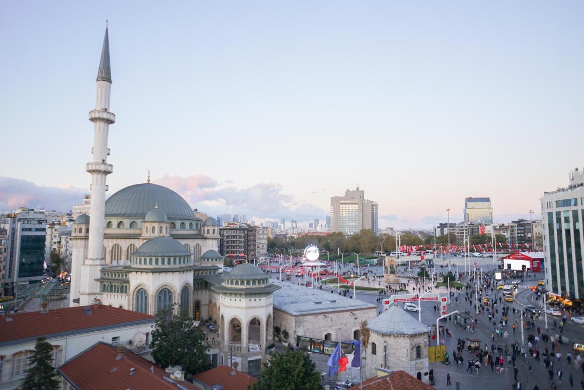 Triada Hotel Taksim - Special Category Истанбул Екстериор снимка