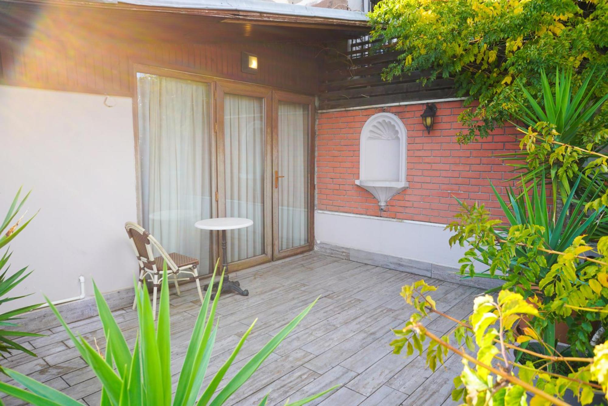 Triada Hotel Taksim - Special Category Истанбул Екстериор снимка
