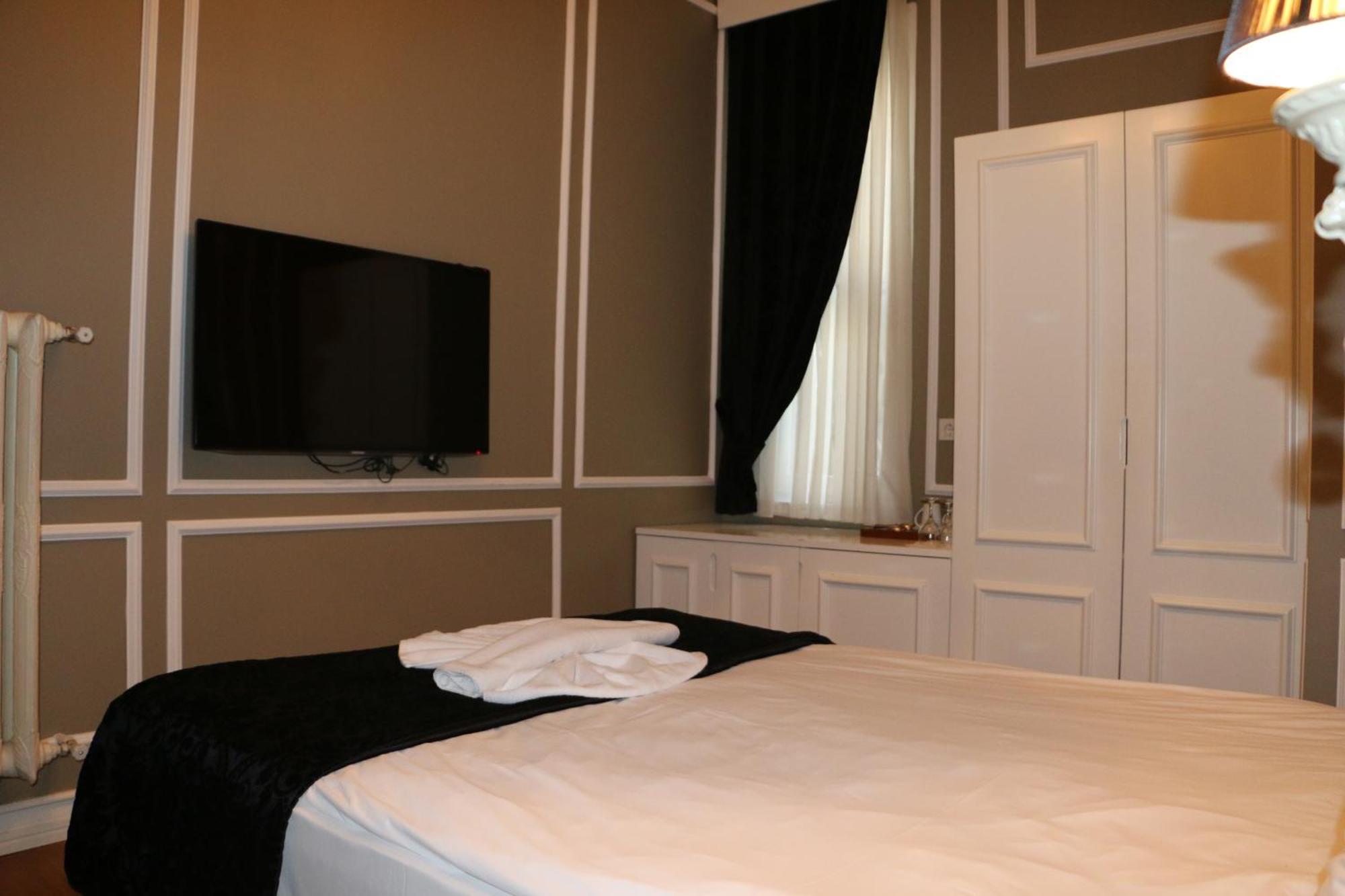 Triada Hotel Taksim - Special Category Истанбул Екстериор снимка